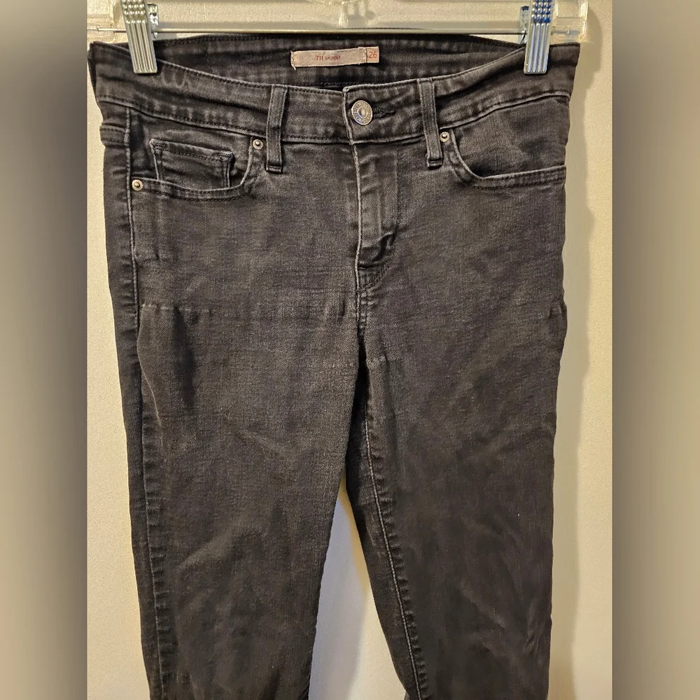 Levi's 711 Skinny Jeans Women’s W26 L30 Black Stretch